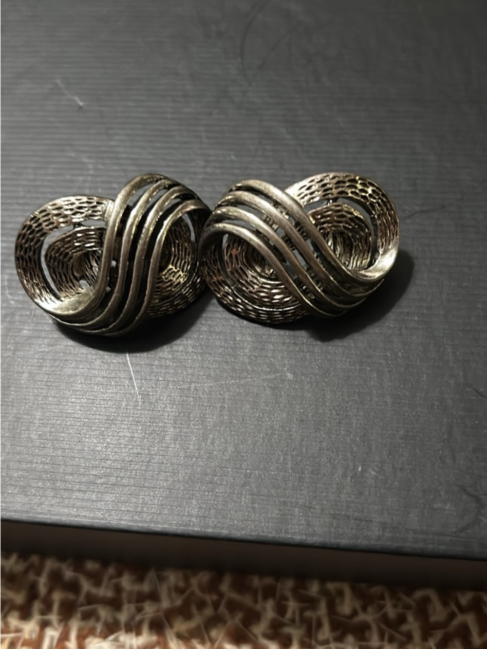 Vintage Oscar de la Renta Twisted Loop Metal Earrings - Gold Tone